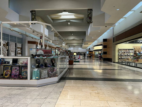Lansing Mall - Aug 13 2022